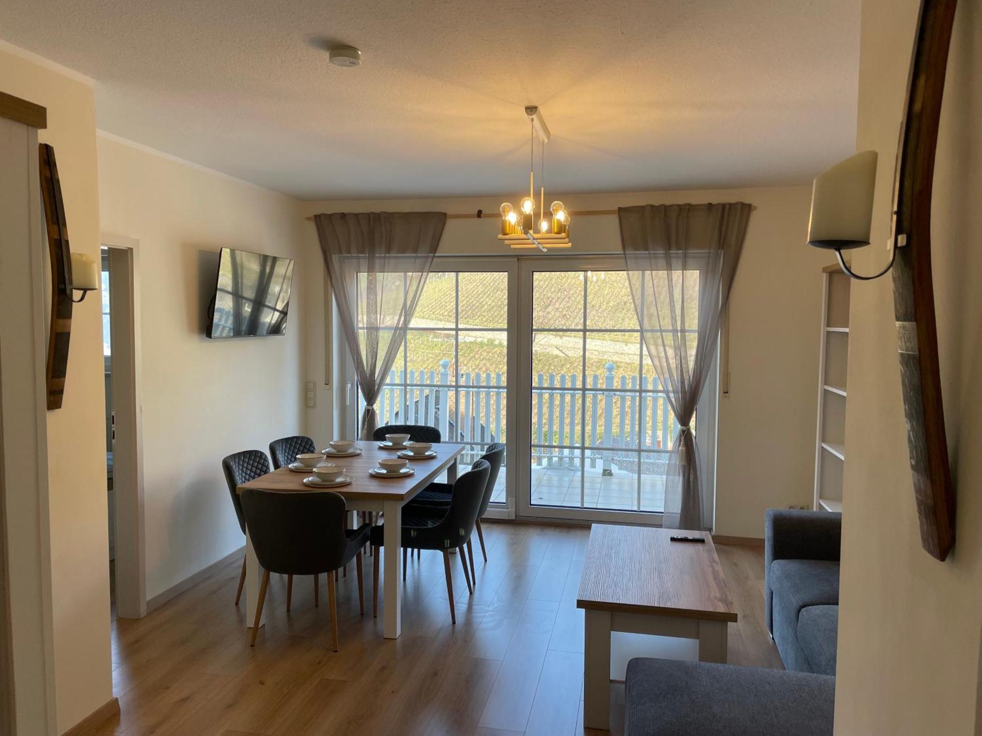 Haus Am Weinberg Apartment ฮูเดสไฮม์ แอม ไฮน์ ภายนอก รูปภาพ